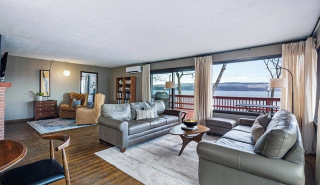 Seneca Vista: 3 bedroom Seneca Lake home