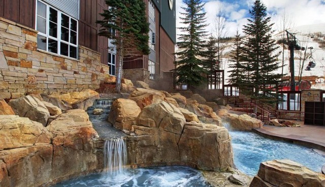 Ski-in/Ski-out at Marriott's Mountainside Park City