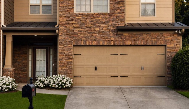 SkyCharge Suites. 15 Min to ATL Airport. EV Charger. Sleeps 6. Spacious Retreat
