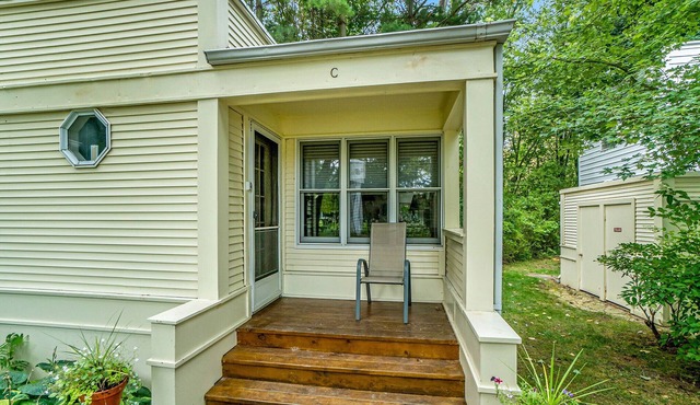 🏖️ Sleepy Hollow Beach Resort, Stonebridge C – Family Fun on Lake Michigan!
