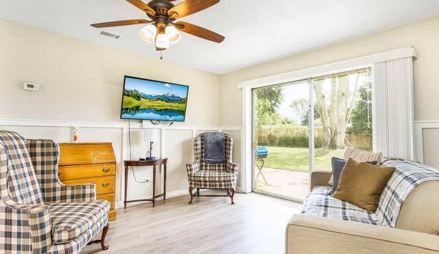 ~Solid Stay Sleeps 8 UNF, Mayo Clinic, & Beach~