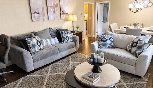 Stadium Walk | 2 Suites | Free Parking