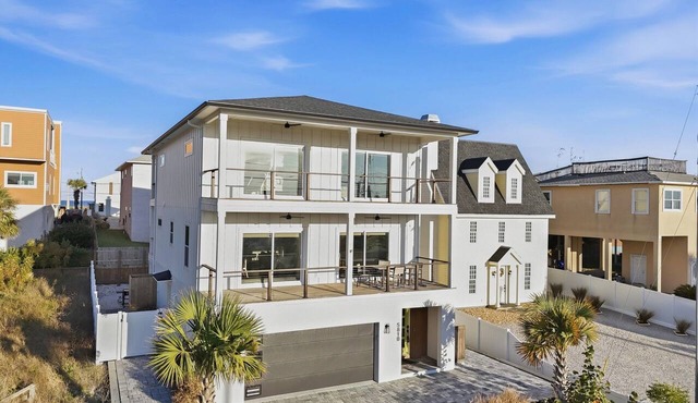 Steps to Beach + Private Pool, Theater & Arcade