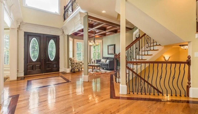 Stunning & Modern 4BR Family Retreat in Prime Atlanta Location