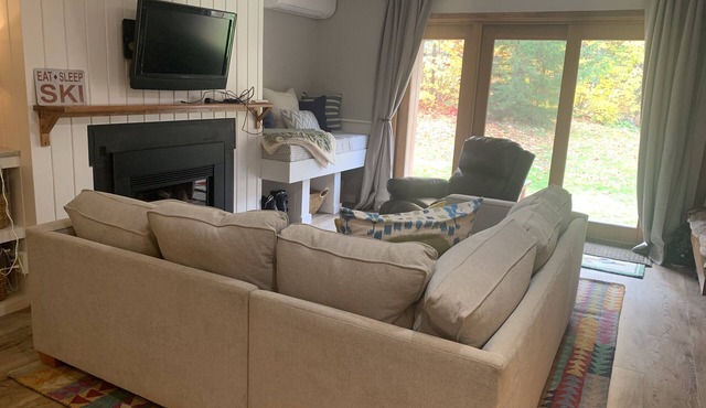Sugarloaf Ski-In/Ski-Out Condo – Golf, Bike & Hike
