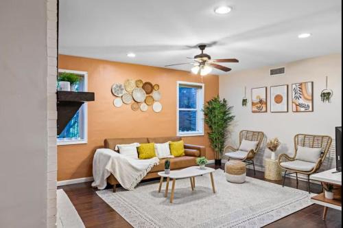Sun-Filled and Spacious One-Level Buckhead Oasis
