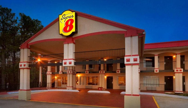 Super 8 by Wyndham College Park/Atlanta Airport West
