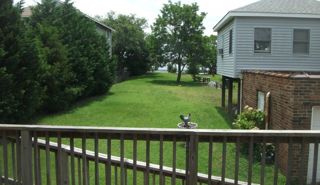 Superb 4-bedroom house with AC in adorable Norfolk neighborhood - 30 Day Listing