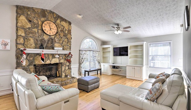 Suwanee House w/Pool & Game Room!