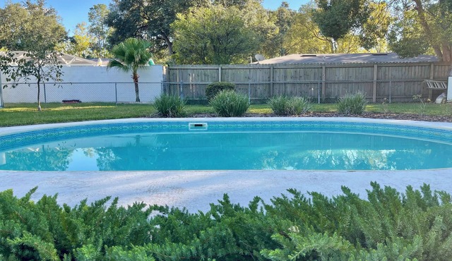 The Pool House Bungalow
