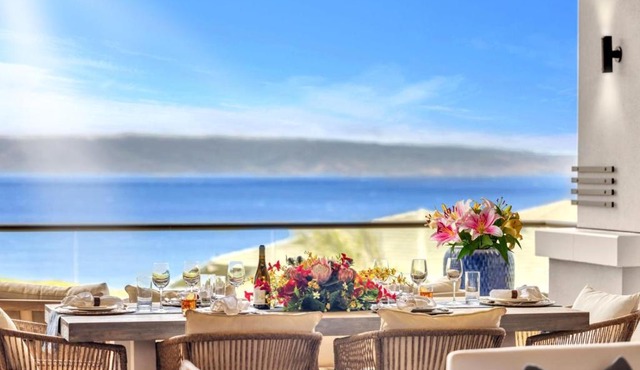 The Resort at Kapalua Bay Oceanfront 3 BR Sleeps 10 Luxury Resort Living Complimentary Car with 6 Nights MON-6302 by KBM