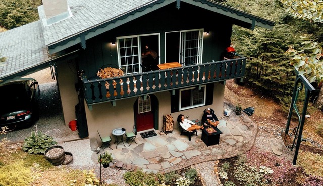 Timberhaus - 2br Alpine Chalet Garden Fire Pit