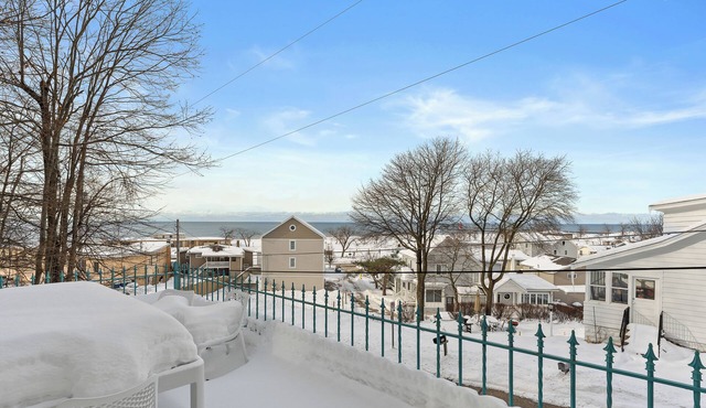 Views of Lake Michigan - Pet friendly rental - Walking distance to beach