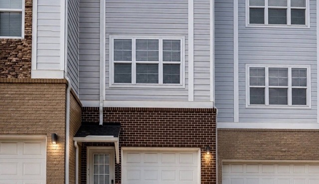 Westside Luxury Townhome - Close to Everything