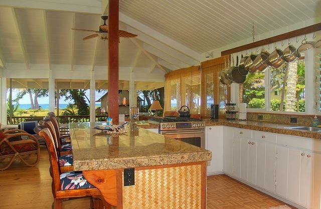Hale Aloha-Charming Beach Home TVNC #1051