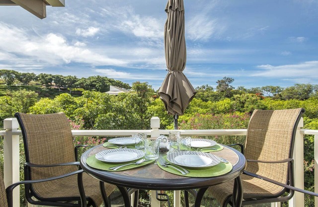 Summer Deal Wailea Condo with Pool Jacuzzi and Walk to Beaches