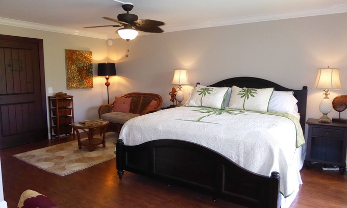 Princeville Apartment | 1202A Cliffs RESORT, 149.00 Oct21-24 Blow Out Sale on OceanViewResort 10Star!