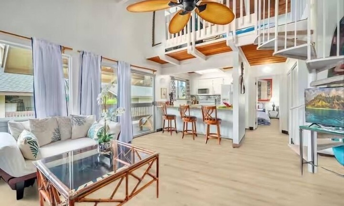 Princeville Condo | Kauai’s North Shore Is Truly A Tropical Beach Paradise!nHEART OF PRINCEVILLE AC