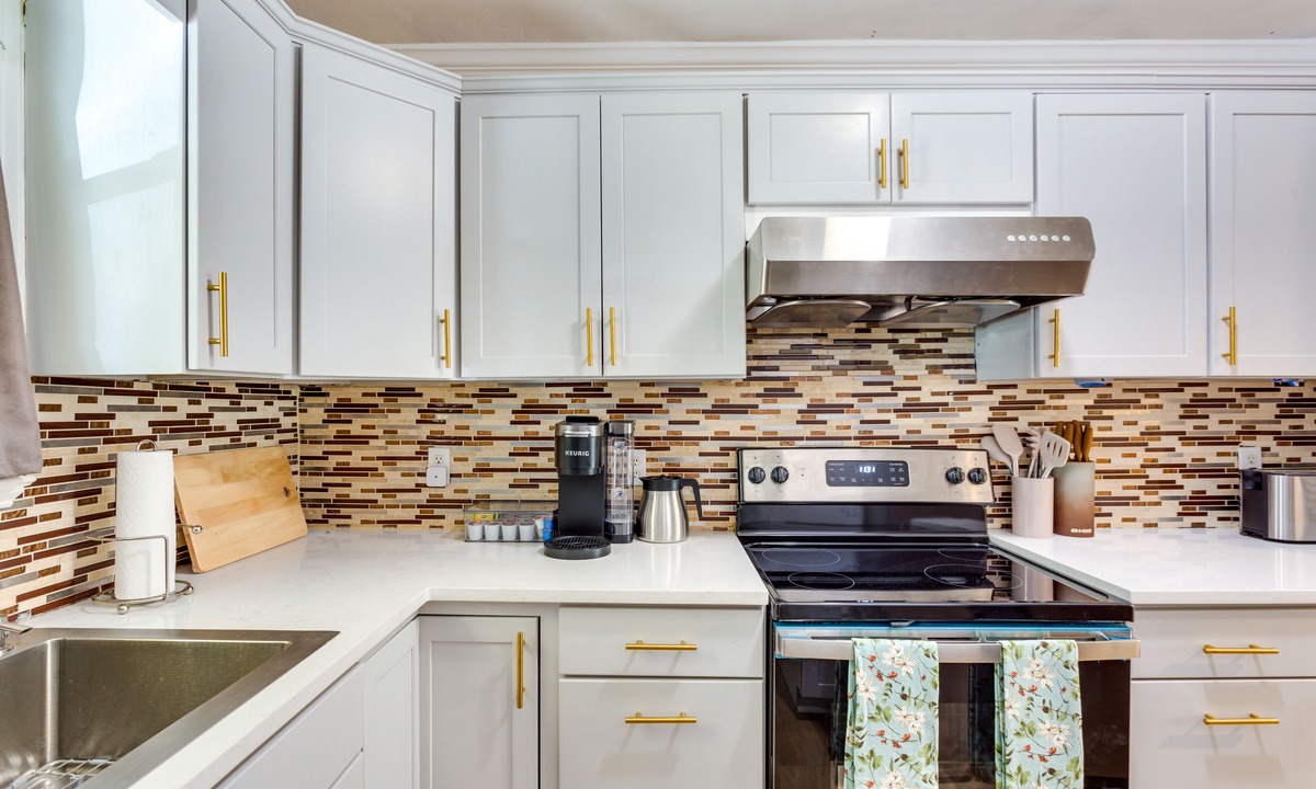 Alpharetta Cottage | Charming Alpharetta Home w/ Spacious Yard!