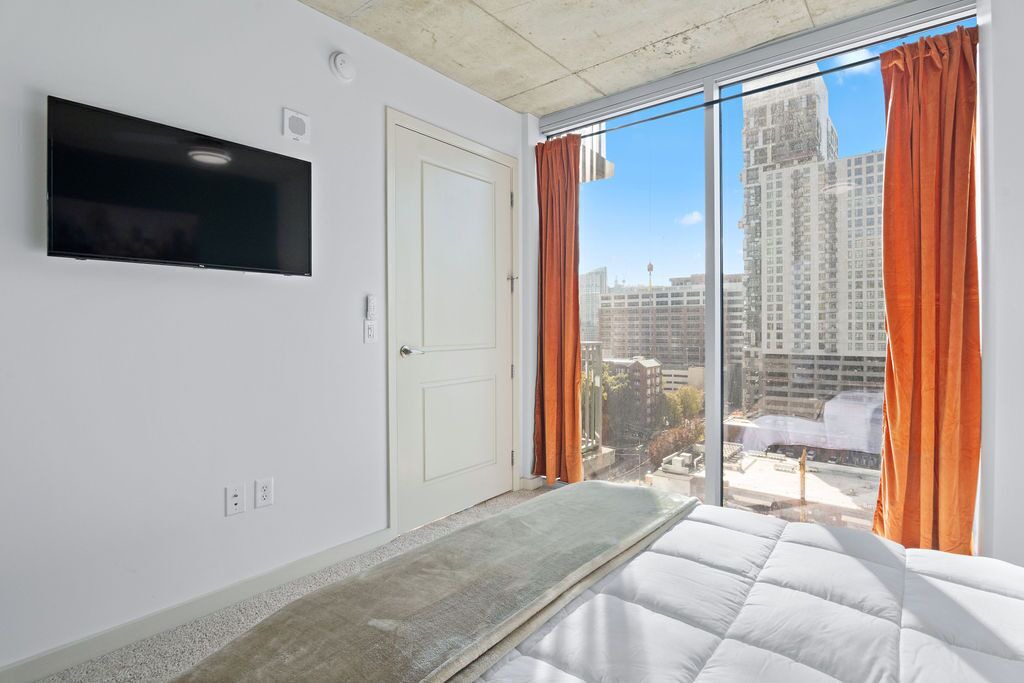 Midtown Apartment | The Urban Oasis in Midtown