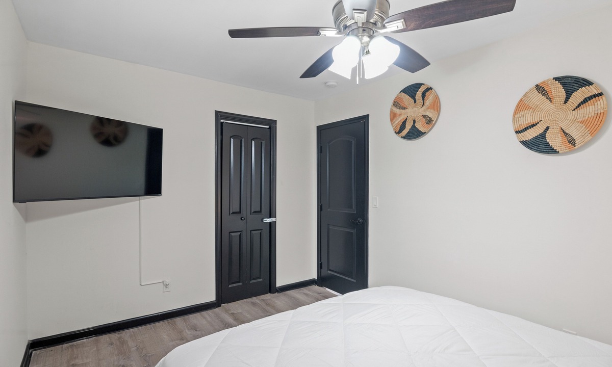 Atlanta Apartment | NEW 2BR/Sleeps 4/Walking distance to MB/StateFarm