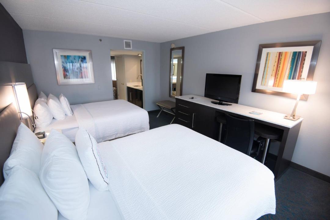 Eagan Park Hotel | Fairfield Inn & Suites Atlanta Airport North
