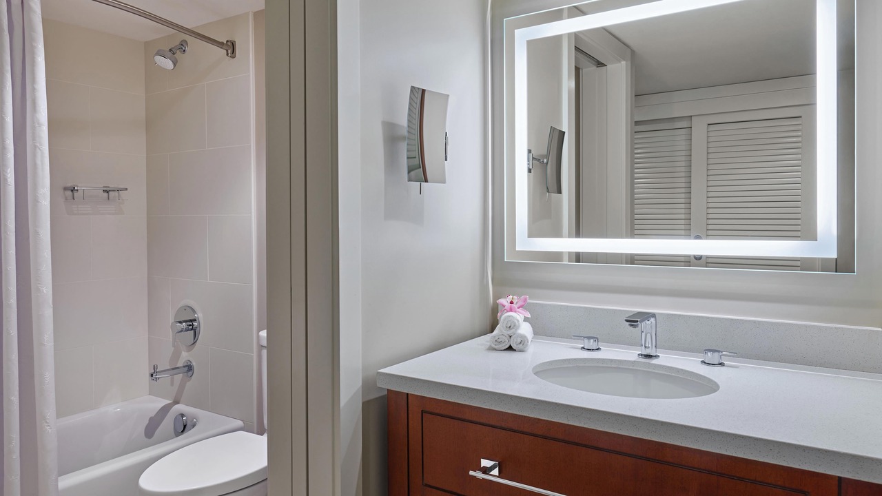 Photo of Bathroom in Poipu