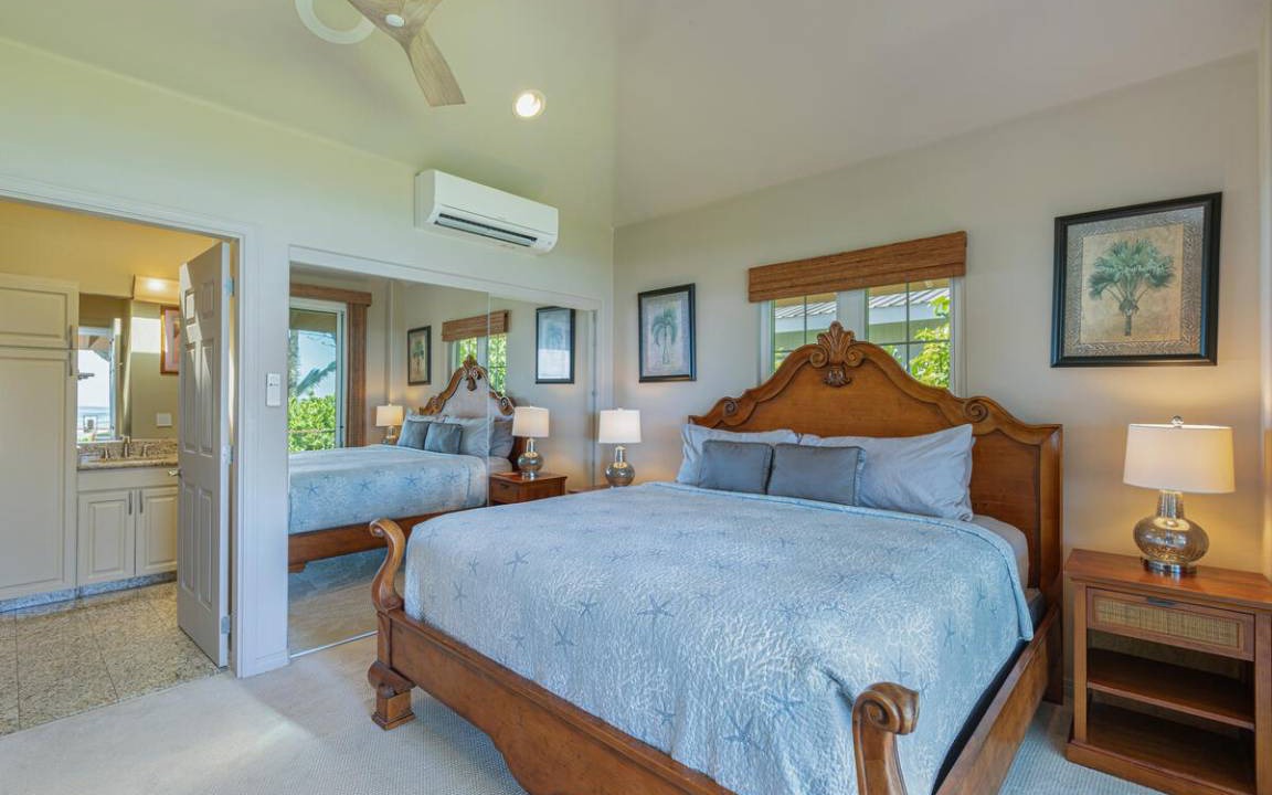 Photo of Bedroom in Wainiha