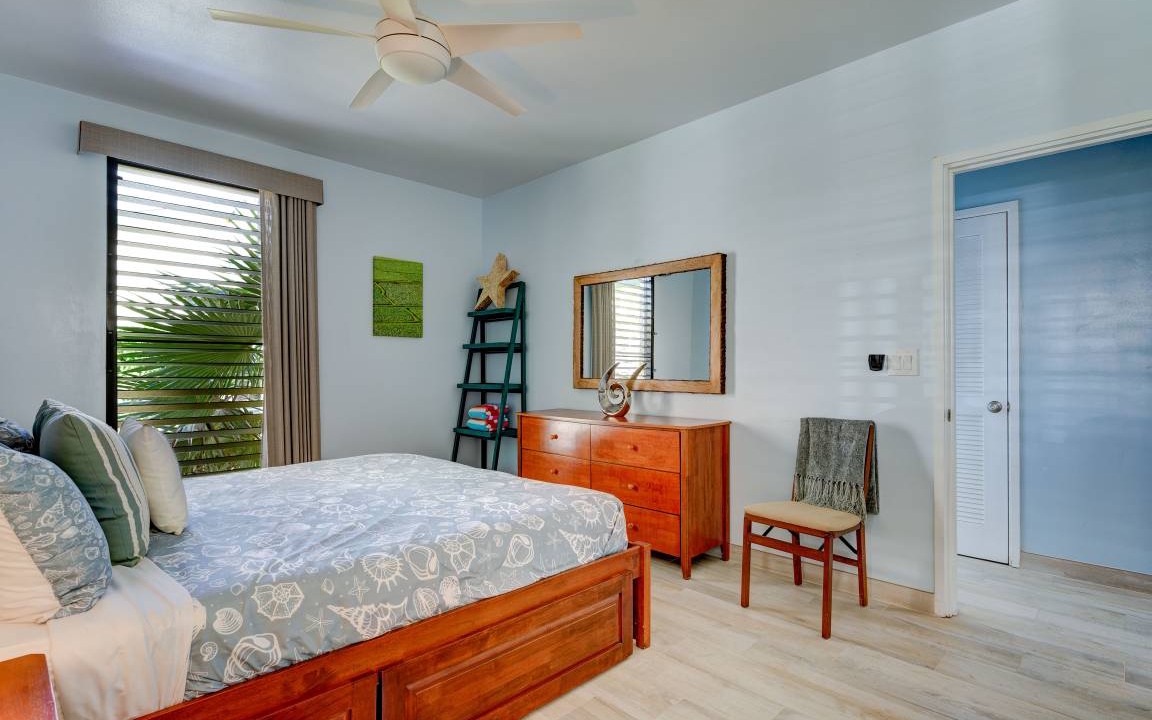 Photo of Bedroom in Poipu