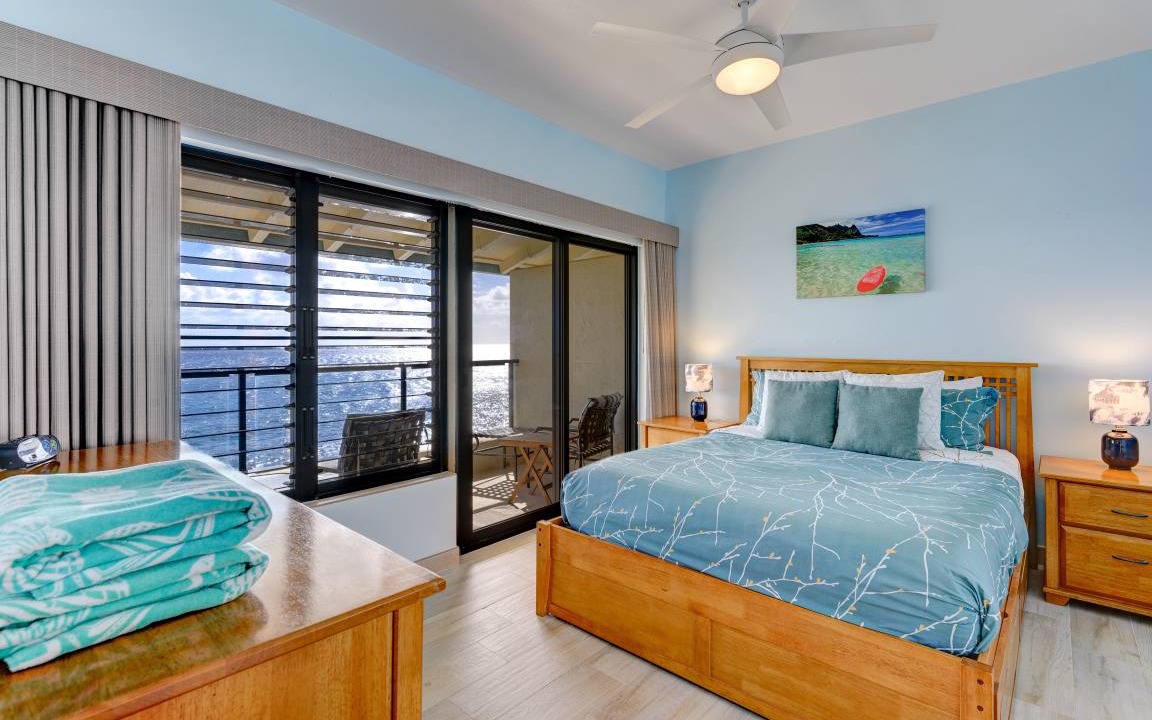 Photo of Bedroom in Poipu