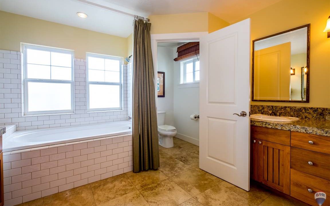 Photo of Bathroom in Princeville