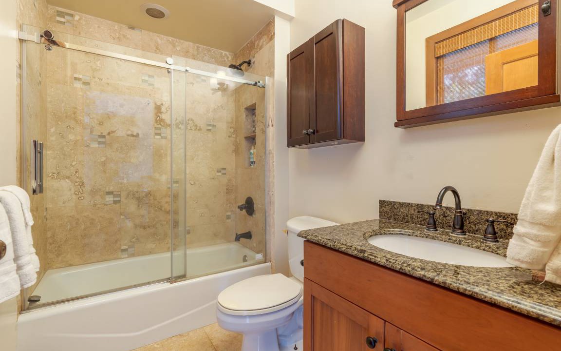 Photo of Bathroom in Princeville