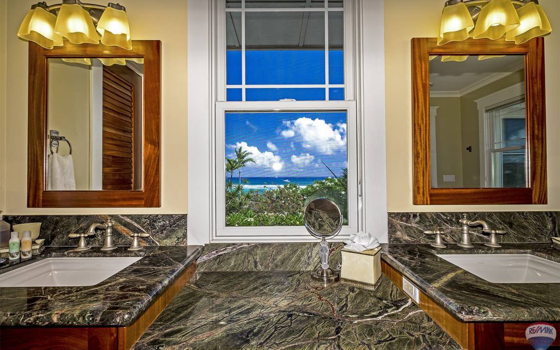 Photo of Bathroom in Poipu