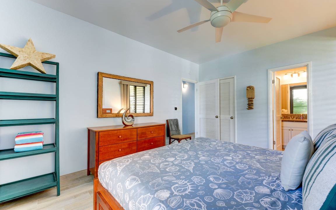 Photo of Bedroom in Poipu