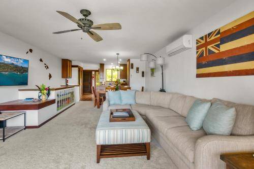 Photo of Livingroom in Koloa