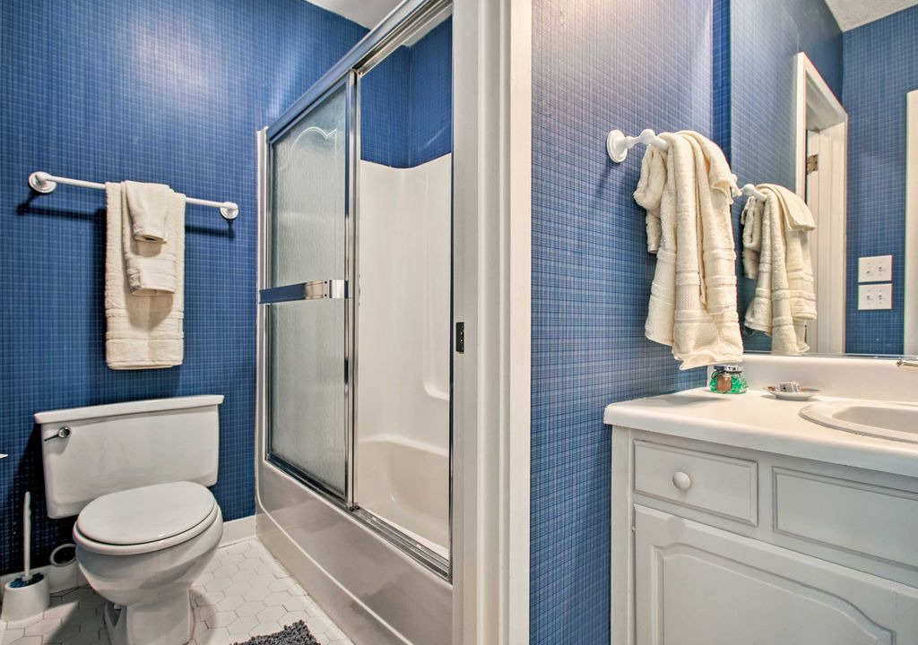 Photo of Bathroom in St. Simons Island
