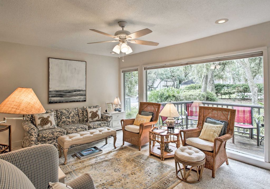 Photo of Livingroom in St. Simons Island