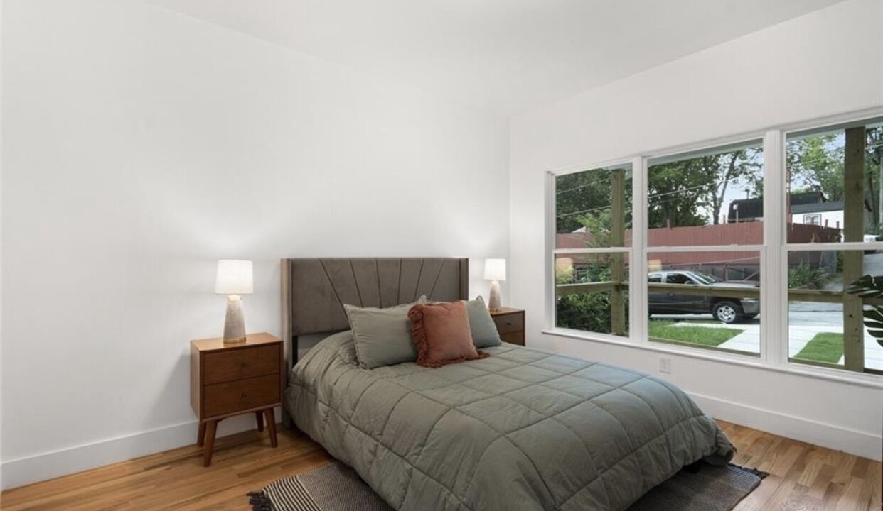 Photo of Bedroom in Knight Park