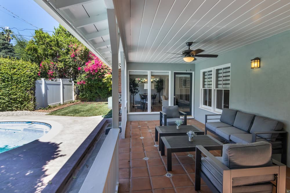 Photo of Patio Balcony in Sherman Oaks
