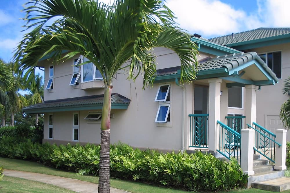 Photo of Others in Kaiulani