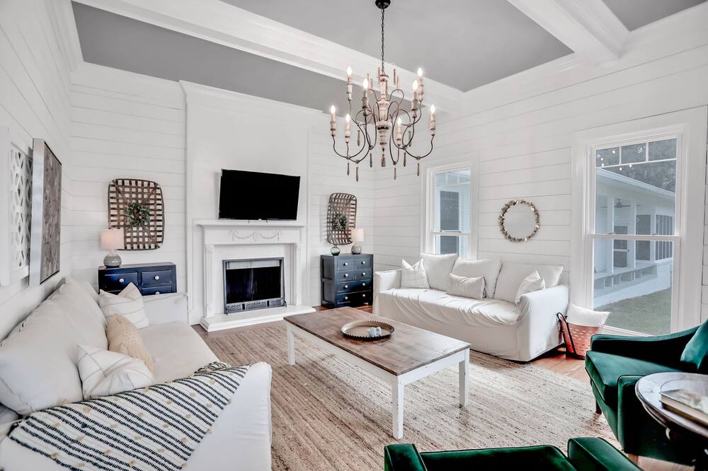 Photo of Livingroom in Nassau County