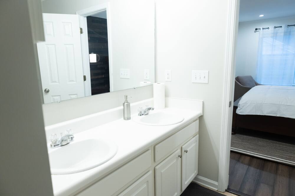 Photo of Bathroom in Town Center