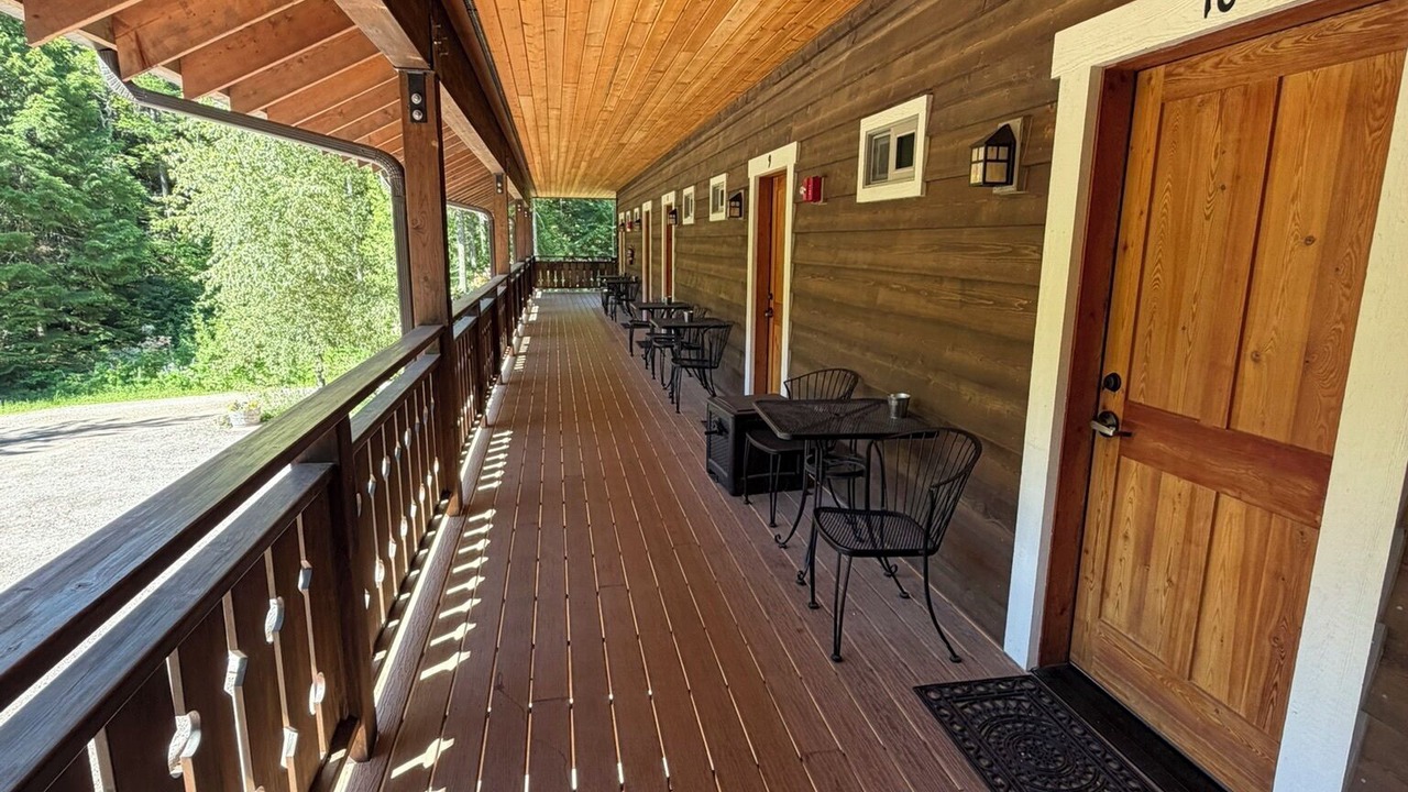 Photo of Bedroom in West Glacier