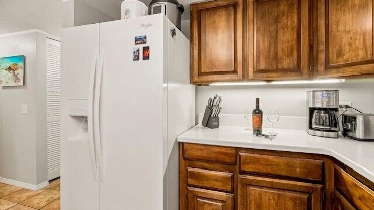 Photo of Kitchen in Kahaluu Bay