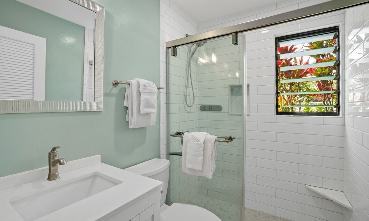 Photo of Bathroom in Lihue