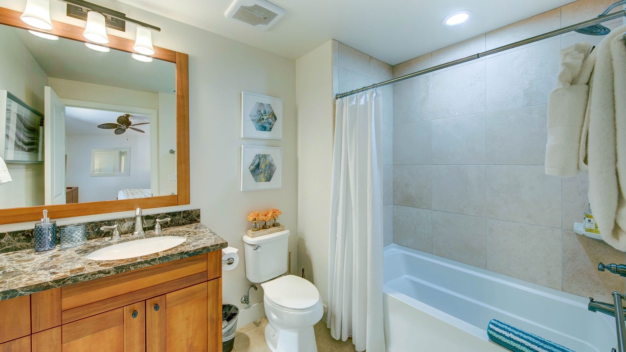 Photo of Bathroom in Poipu