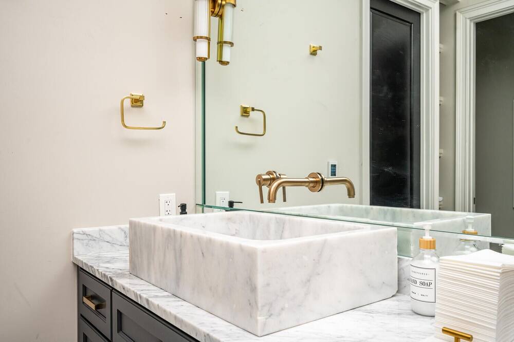 Photo of Bathroom in Southwestern