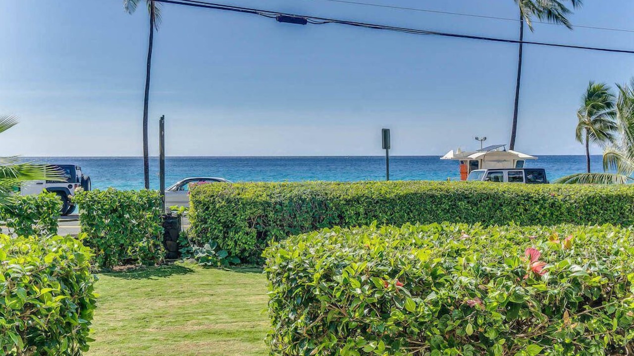 Photo of Outdoor in Kahaluu Bay