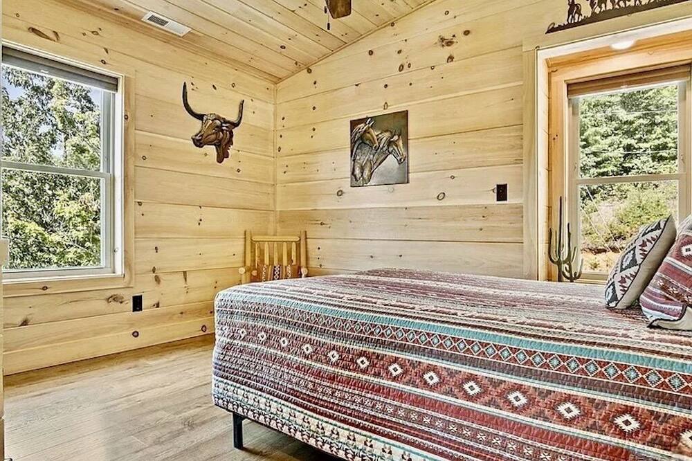 Photo of Bedroom in Frank