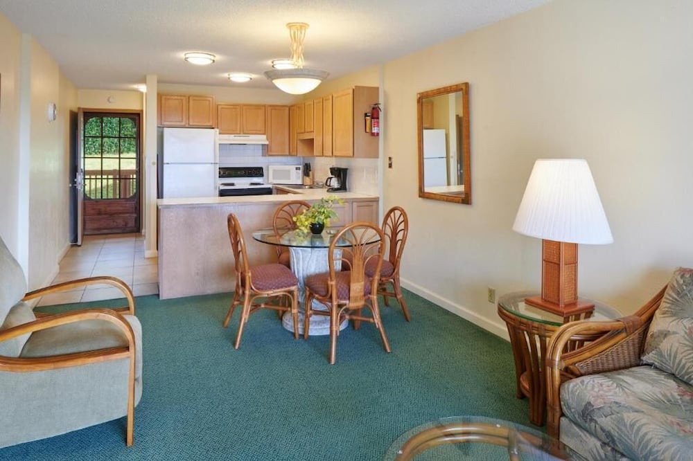 Photo of Livingroom in Nawiliwili